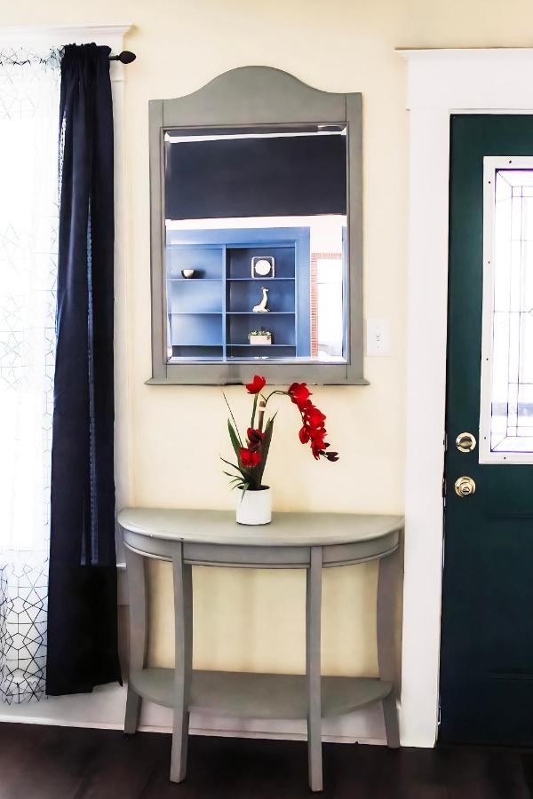 Cozy City Retreat Near Downtown Indianapolis- Private Bedroom Eksteriør billede
