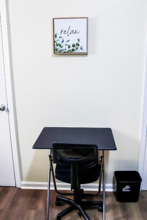 Cozy City Retreat Near Downtown Indianapolis- Private Bedroom Eksteriør billede