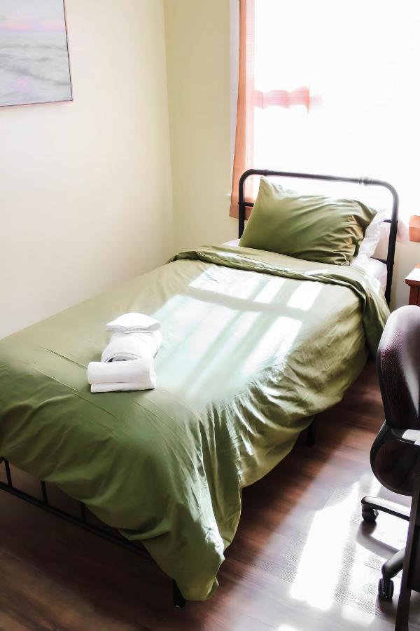 Cozy City Retreat Near Downtown Indianapolis- Private Bedroom Eksteriør billede