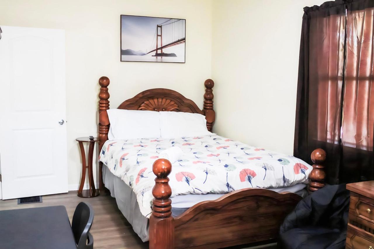 Cozy City Retreat Near Downtown Indianapolis- Private Bedroom Eksteriør billede