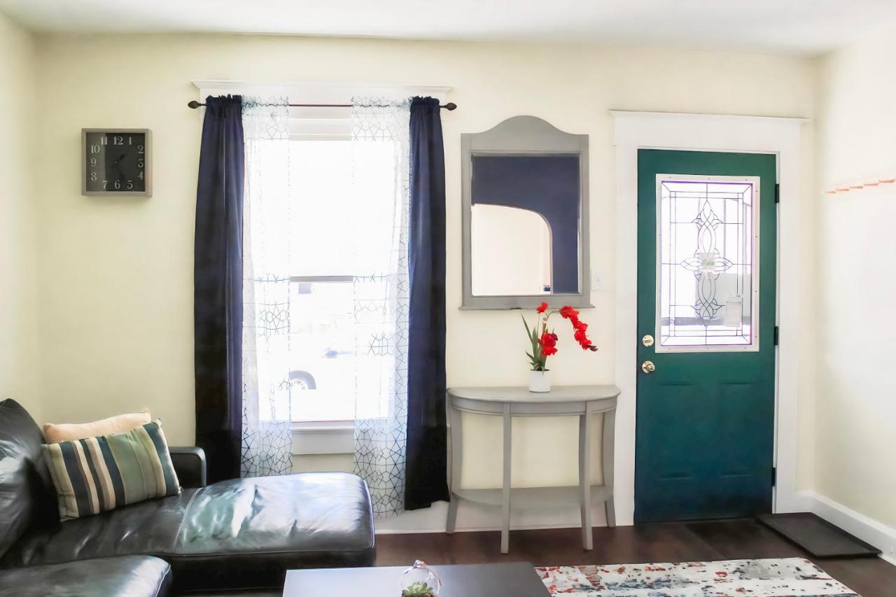 Cozy City Retreat Near Downtown Indianapolis- Private Bedroom Eksteriør billede