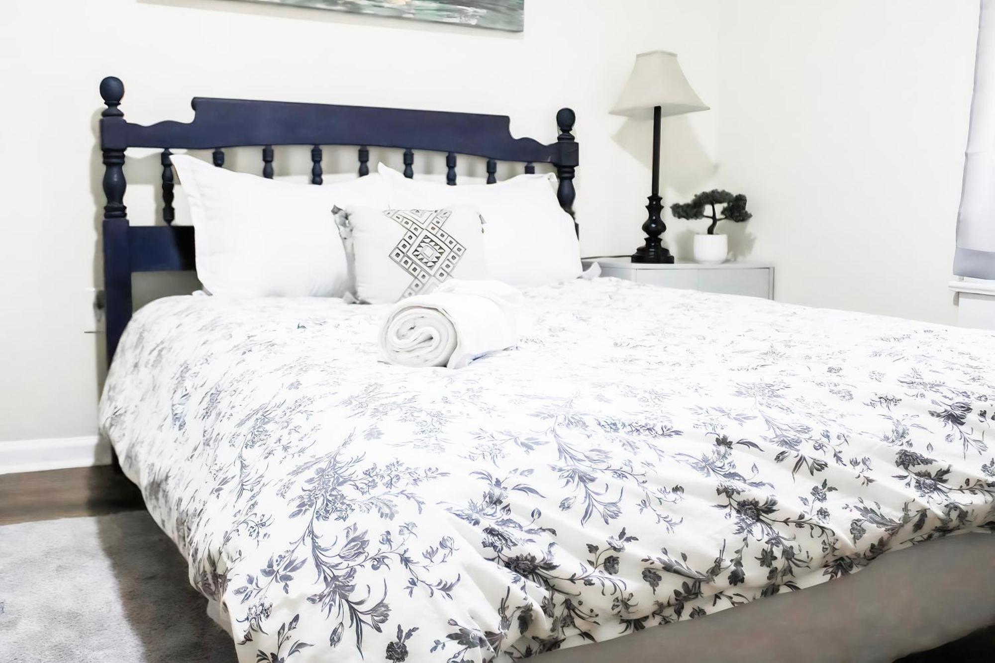 Cozy City Retreat Near Downtown Indianapolis- Private Bedroom Eksteriør billede